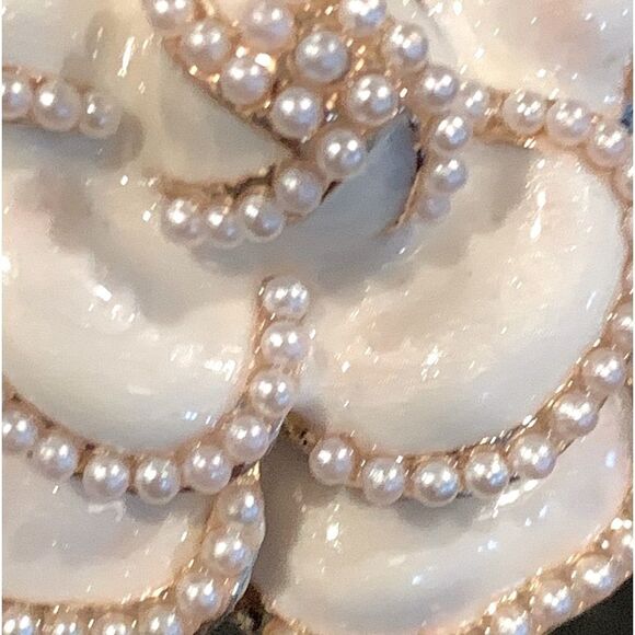Camellia Flower Brooch – White Enamel Pin with Faux Pearls, Gold Tone - Picture 4 of 12